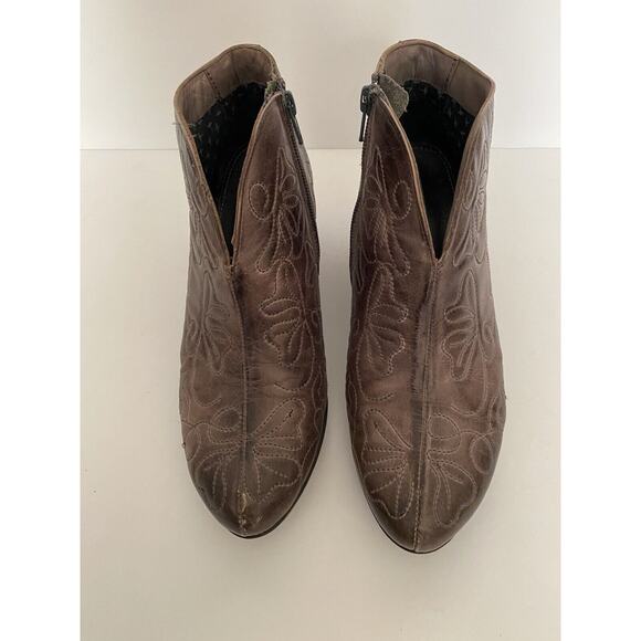 Pikolinos Embroidered Ankle Boots Heeled Slip On Almond Toe Brown EU 38 US 7.5 - Picture 2 of 11